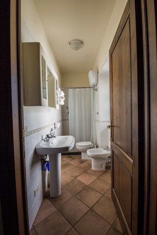 קסטלנובו די גרפניאנה Cottage House Il Palazzetto מראה חיצוני תמונה