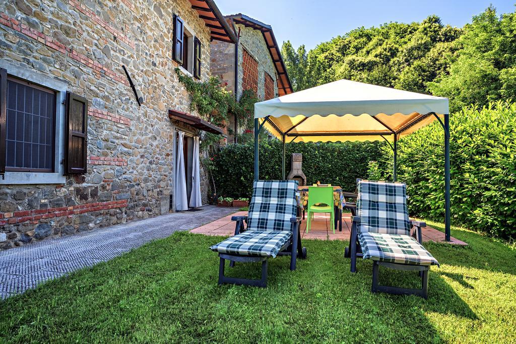 קסטלנובו די גרפניאנה Cottage House Il Palazzetto מראה חיצוני תמונה